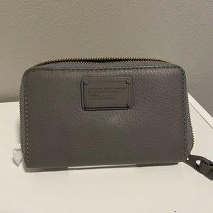 Marc Jacobs Cell Phone Wallet